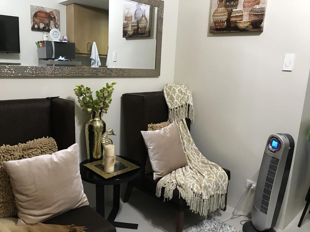 Best Q Condo W/ Great View Manila Exterior foto